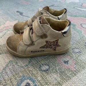 Falcatto size 22 toddler girl